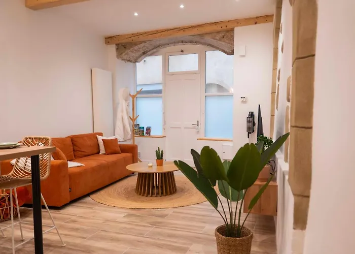 Triplex Chic Au Coeur De בית נופש ואלנס